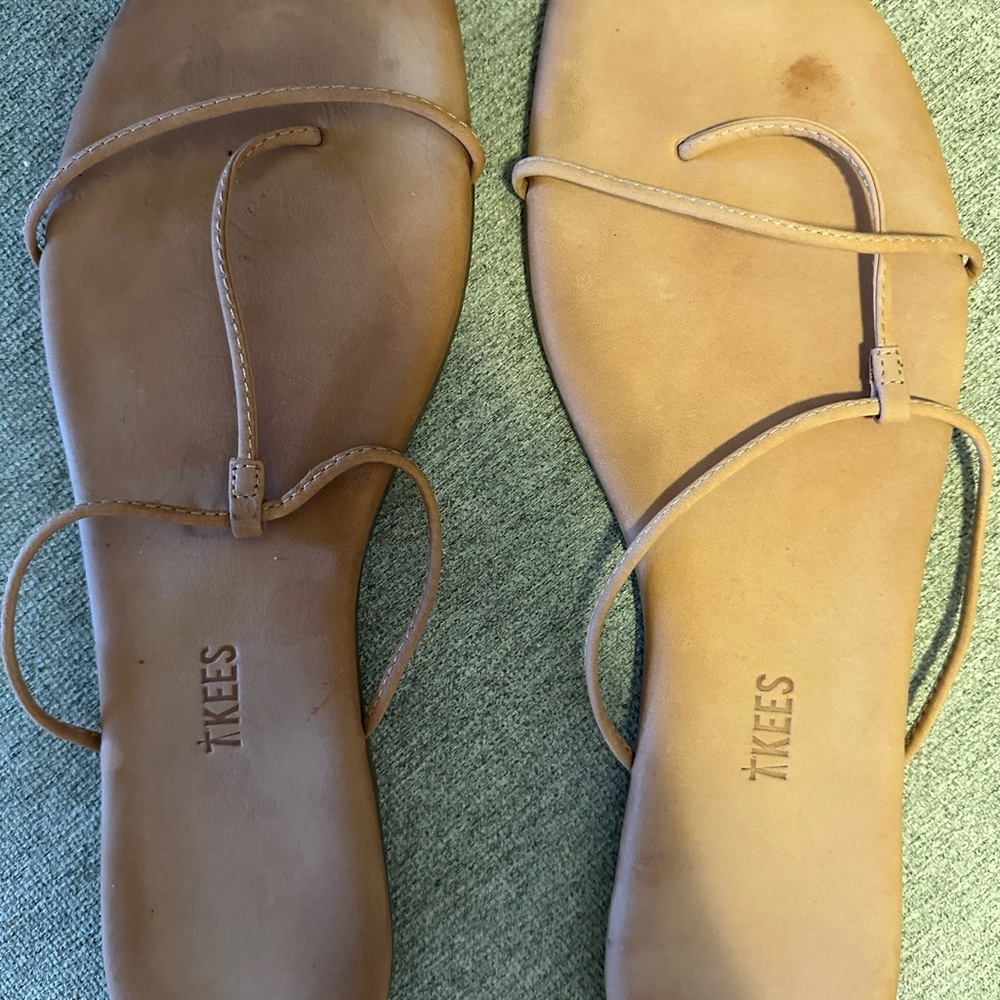 TKEE Women's Tan Sandals